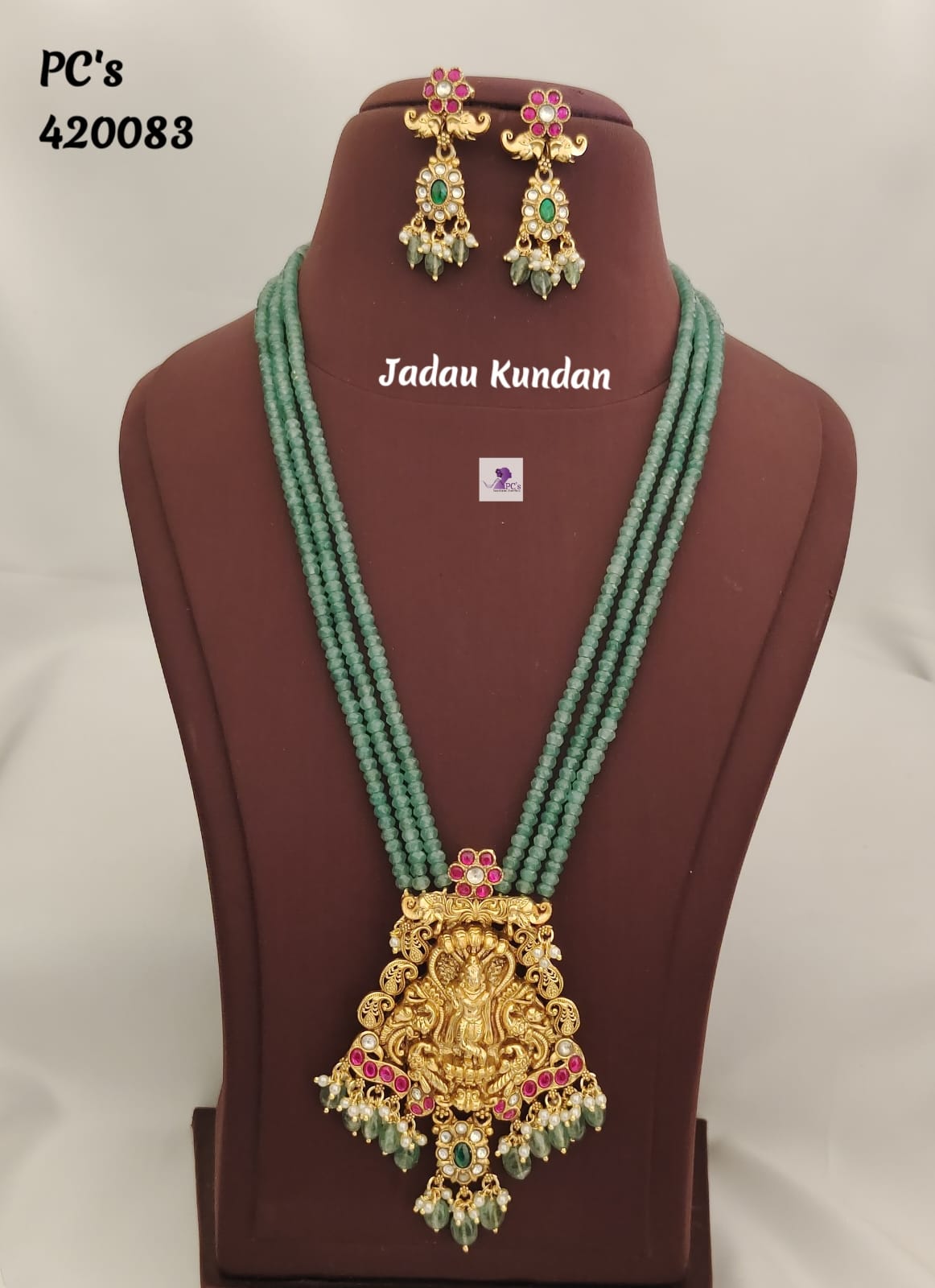 Picture of Jadau Kundan Green Beaded Necklace