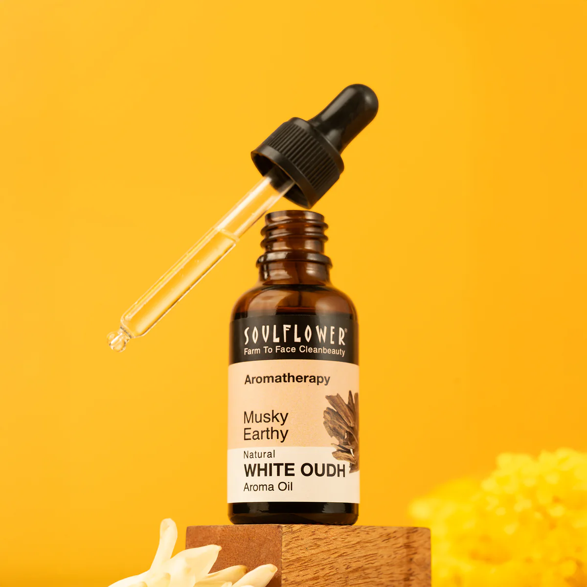 Picture of Soulflower White Oudh Aroma Oil - 30 ML